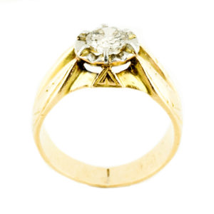 Sortija en Oro de 18k. con Diamante Natural, talla Brillante, de 0,62 ct. (N/I1). Certificado IGE