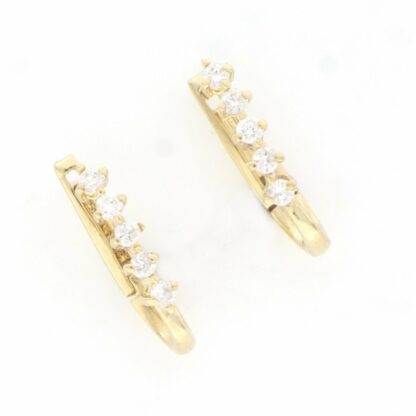 Pendientes en Oro Amarillo de 18k con 10 Diamantes talla Brillante de 0,30 ct. (F/G-VS/SI). Peso: 1,45 gr.