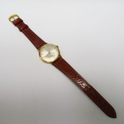 MOVADO. Reloj de pulsera para caballero. Oro 18k. Ca. 1950-1960.