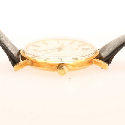 CERTINA. Modelo New Art. Reloj de pulsera para caballero. Oro 18k. Suiza, ca. 1975